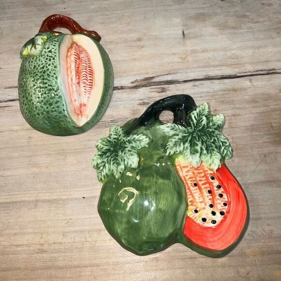 Vintage Ceramic 3D Veggie And Fruit Wall Hanging Decorations set 2 Grandmacore - Picture 1 of 9